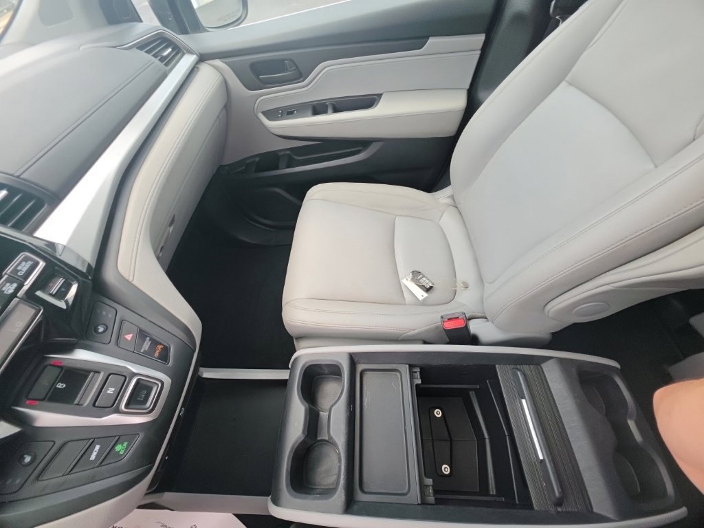 Used 2018 Honda Odyssey EX-L image 24