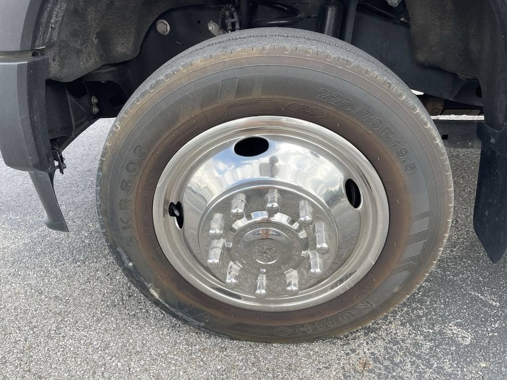 Used 2024 Ford F450 XL w/ XL Chrome Package RWD image 2