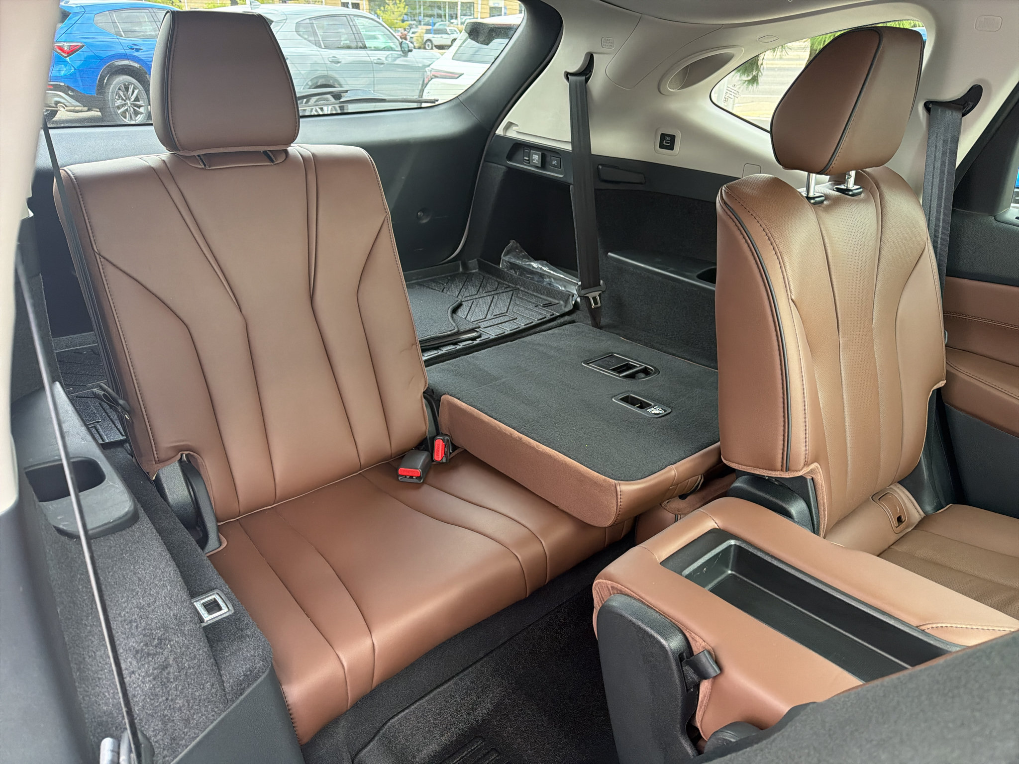 Certified 2024 Acura MDX w/ Advance Package AWD/4WD image 19