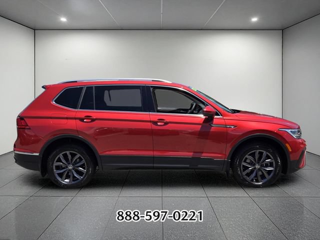 Used 2022 Volkswagen Tiguan SE FWD image 6