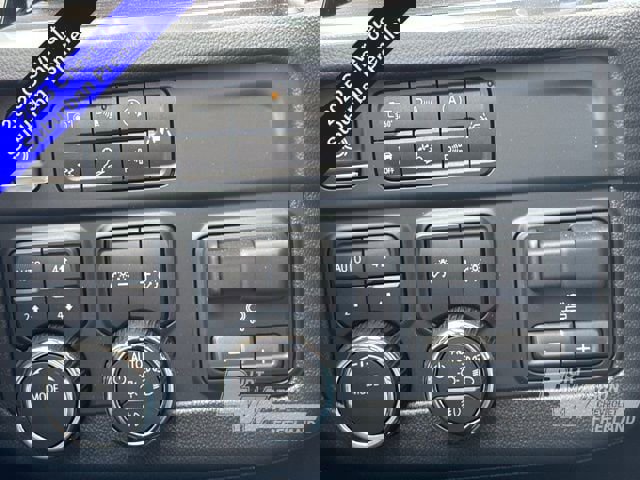 New 2025 Chevrolet Suburban Premier w/ Sun And Tow Package image 19