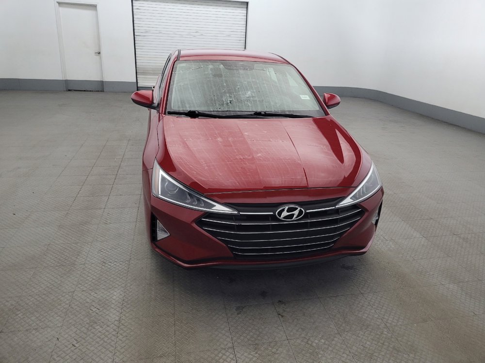Used 2019 Hyundai Elantra SE FWD image 14