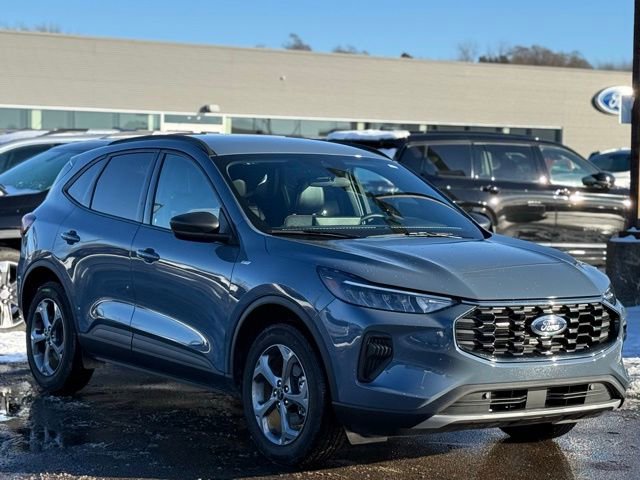 Used 2025 Ford Escape ST-Line w/ Tech Pack #1 image 31