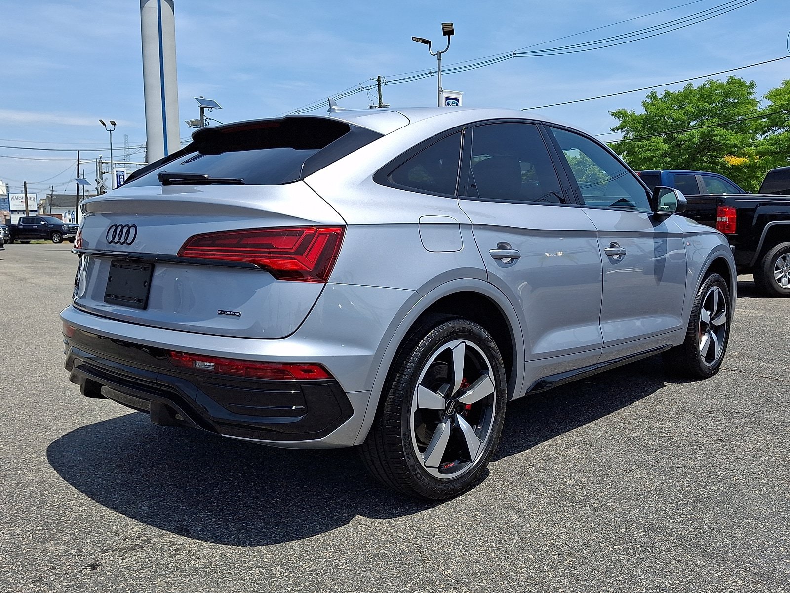 Used 2024 Audi Q5 2.0T Premium Plus w/ Premium Plus Package AWD/4WD image 6