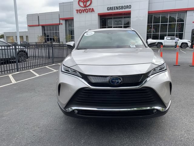 Used 2022 Toyota Venza Limited AWD/4WD image 3