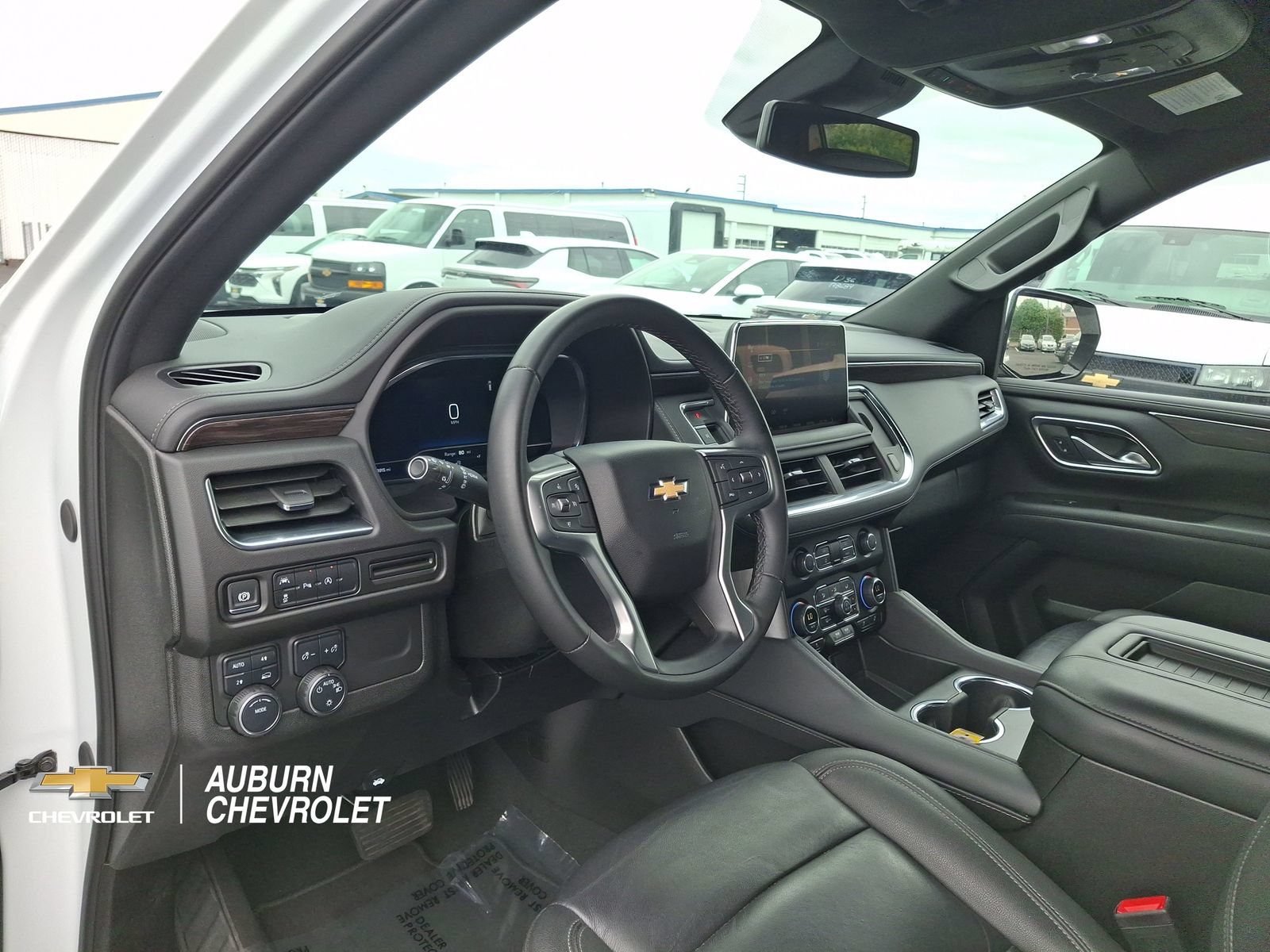 Used 2024 Chevrolet Tahoe LT AWD/4WD image 17