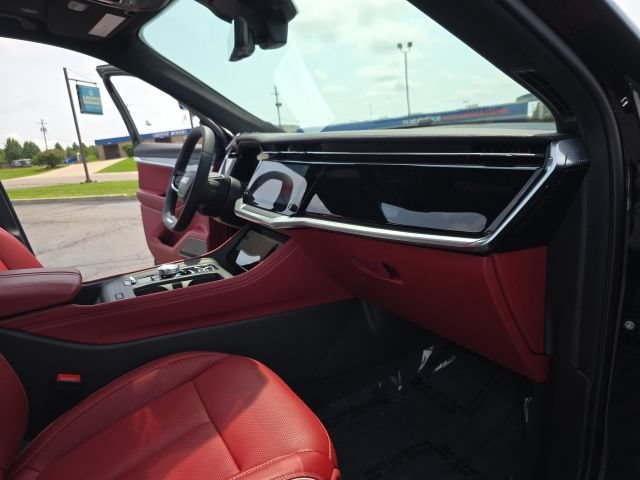 Used 2024 Jeep Wagoneer Launch Edition AWD/4WD image 41