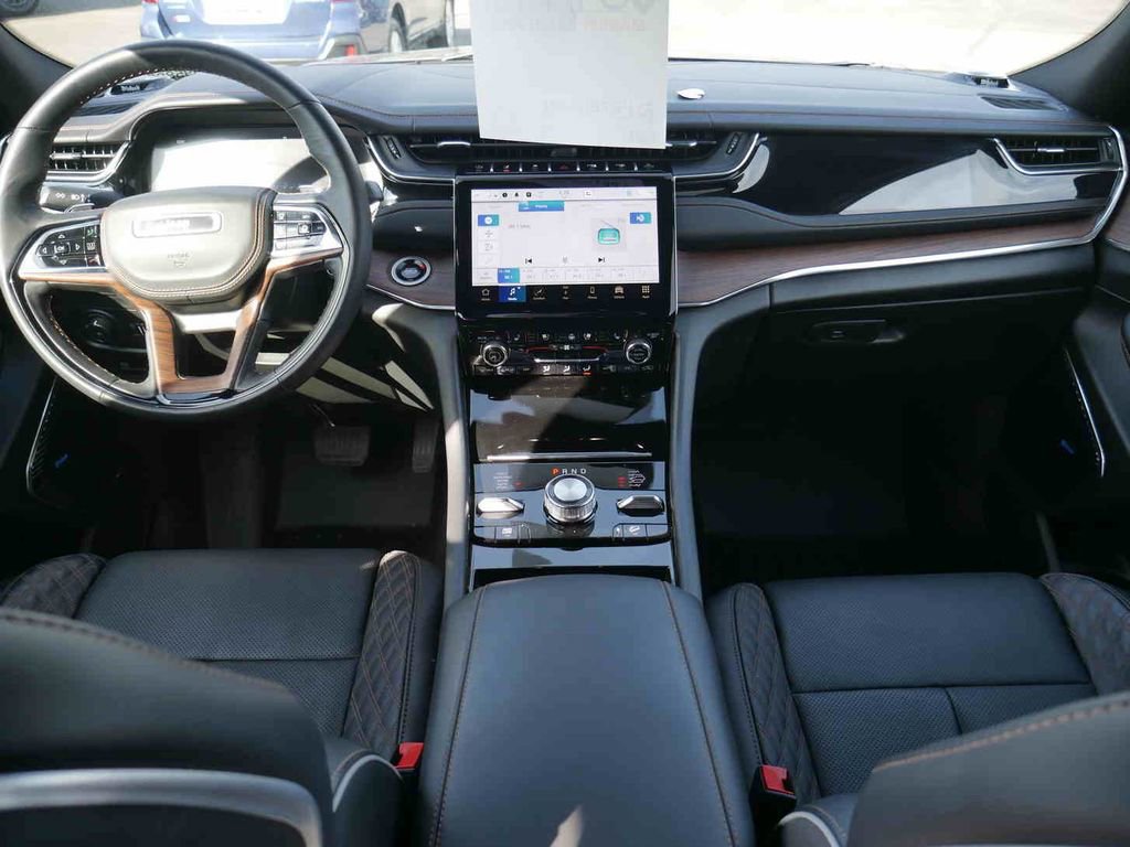 Used 2025 Jeep Grand Cherokee L Summit w/ Advanced Protech Group IV image 5