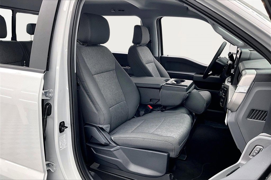 Used 2026 Ford F250 XL w/ STX Appearance Package image 7