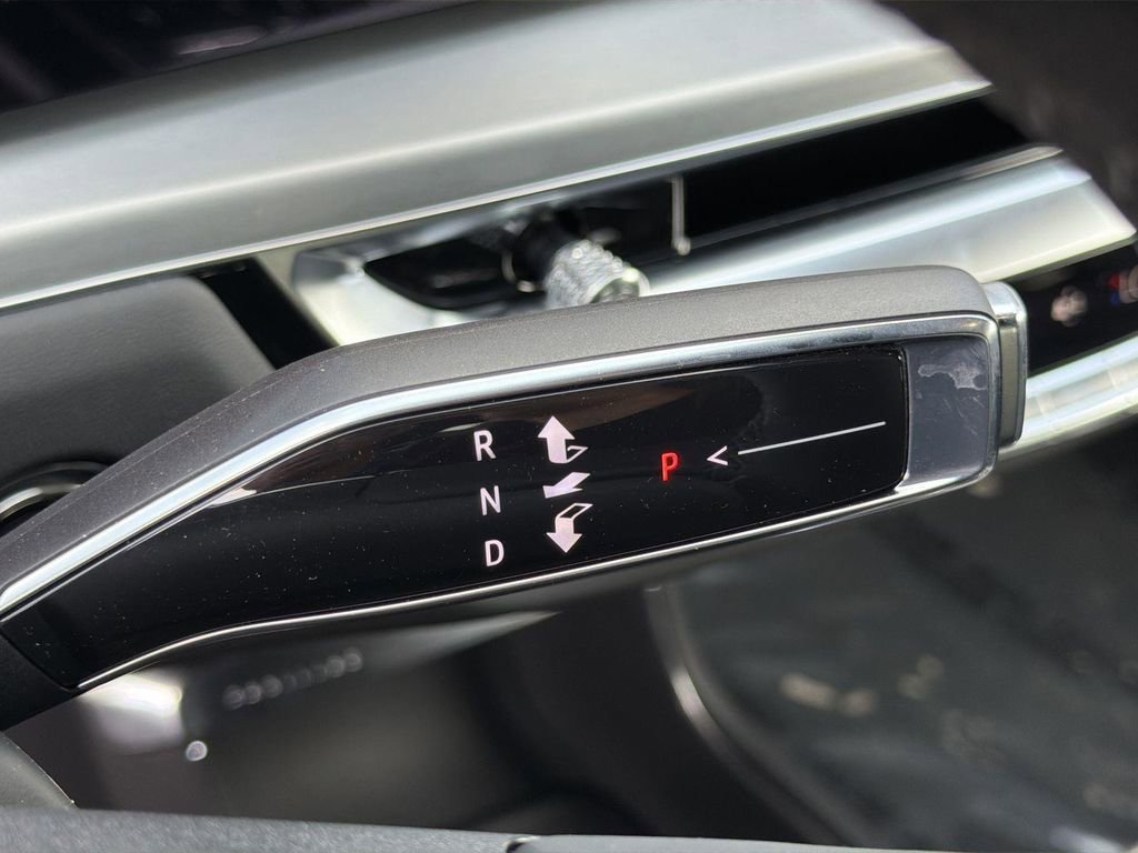 New 2025 Cadillac Lyriq Sport image 13