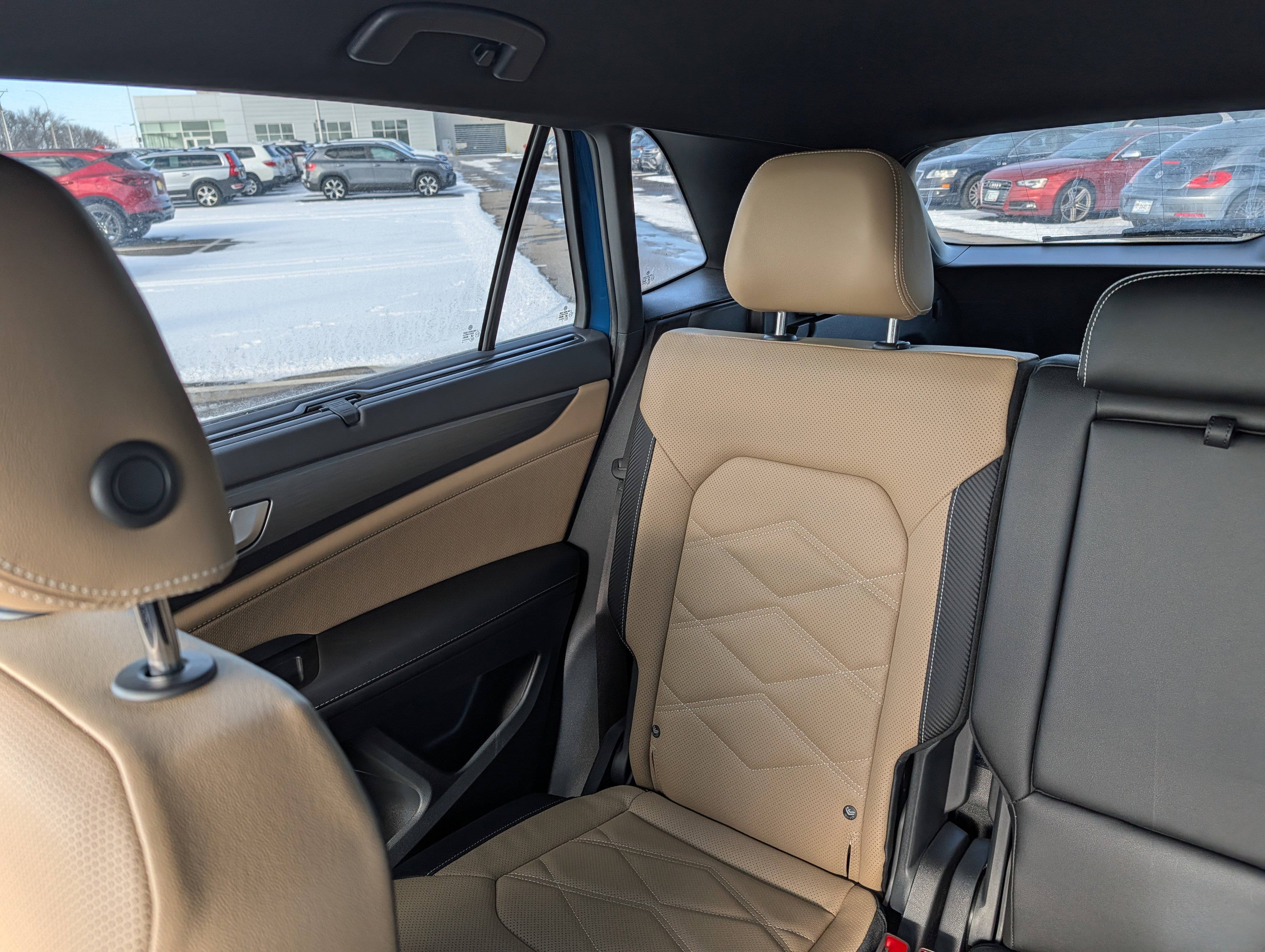 Certified 2025 Volkswagen Atlas Cross Sport SE image 13