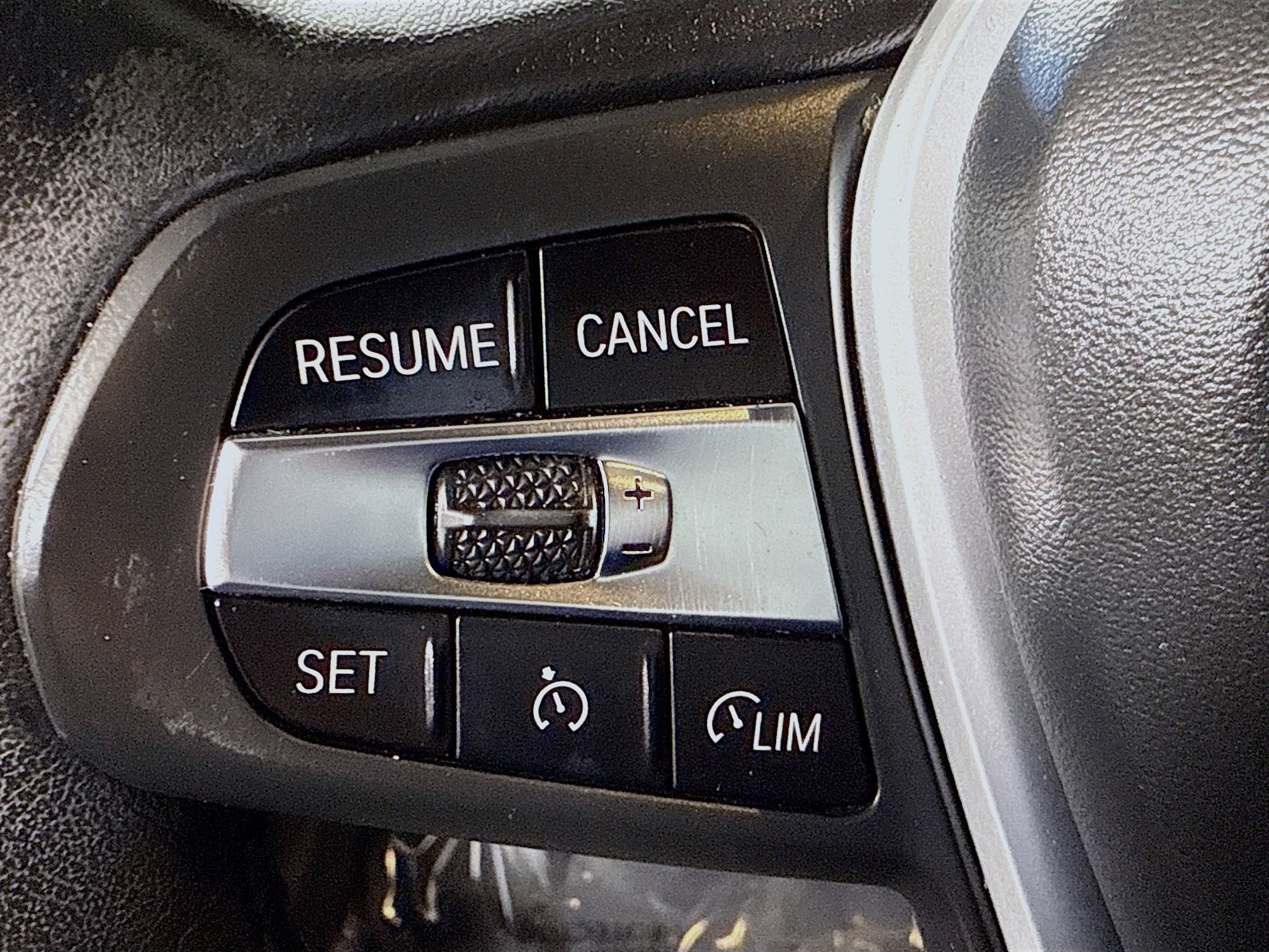 Used 2019 BMW 330i Sedan w/ Convenience Package image 14