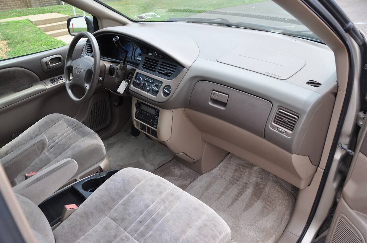 Used 2002 Toyota Sienna LE FWD image 27
