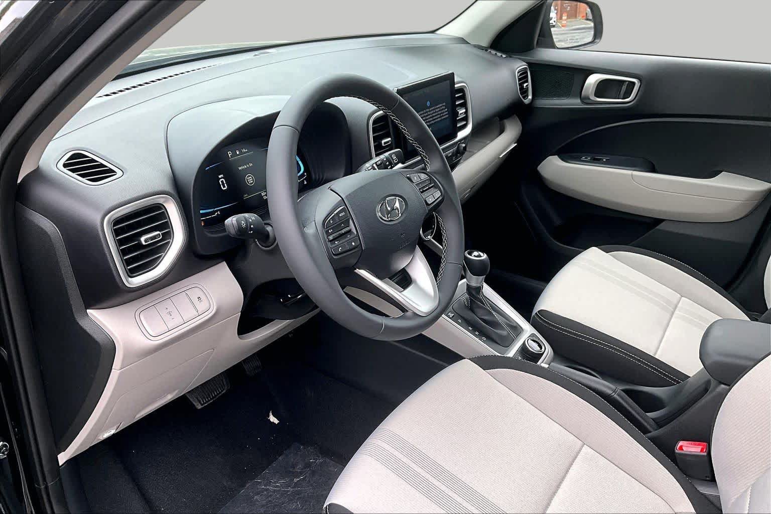 New 2026 Hyundai Venue SEL FWD image 10