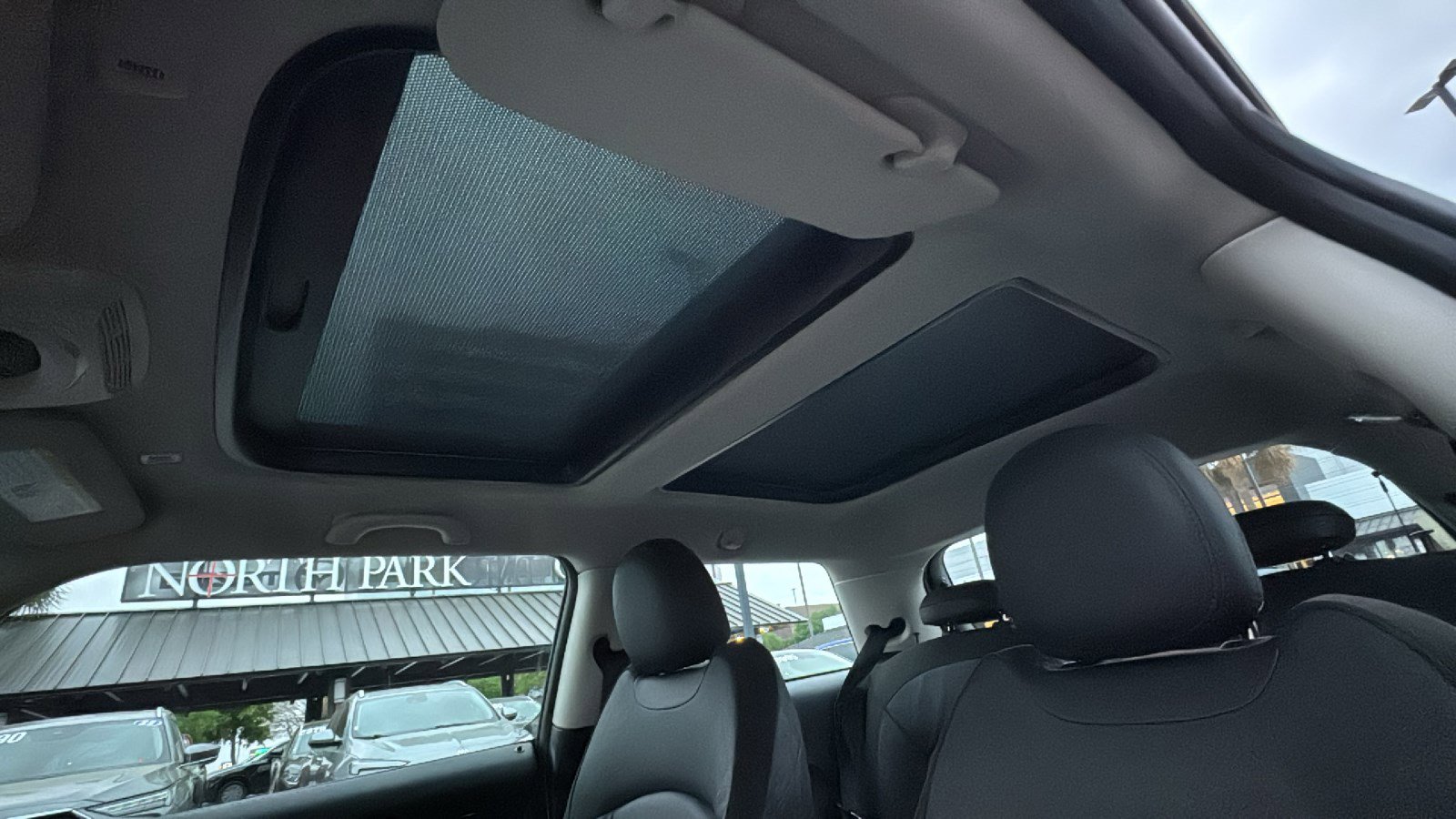 Used 2022 MINI Cooper SE image 15