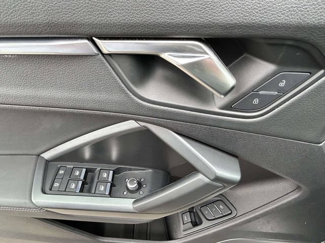 Used 2022 Audi Q3 2.0T Premium Plus AWD/4WD image 13