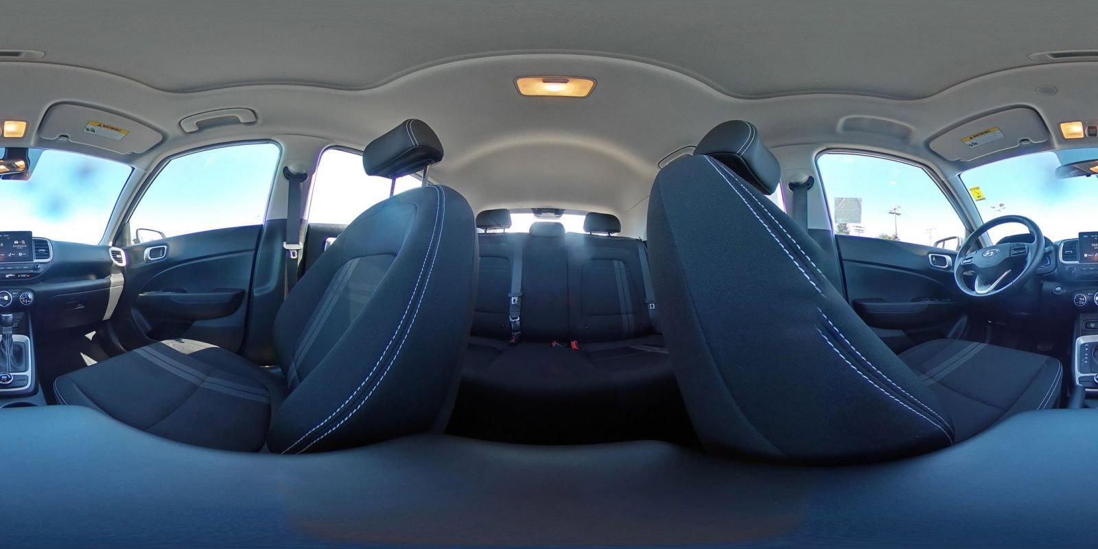 Used 2025 Hyundai Venue SEL FWD image 42