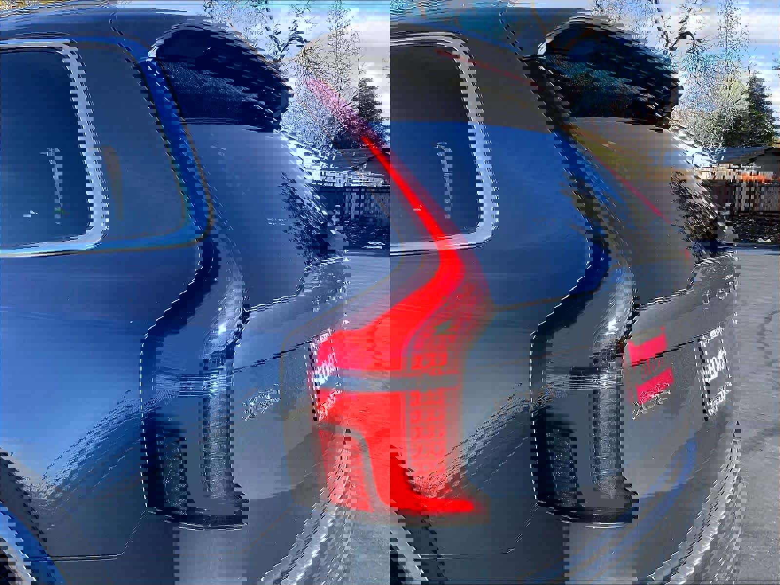 New 2026 Volvo XC90 T8 Plus w/ Protection Package Premier image 25