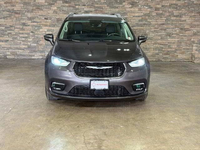 Used 2021 Chrysler Pacifica Touring-L image 33