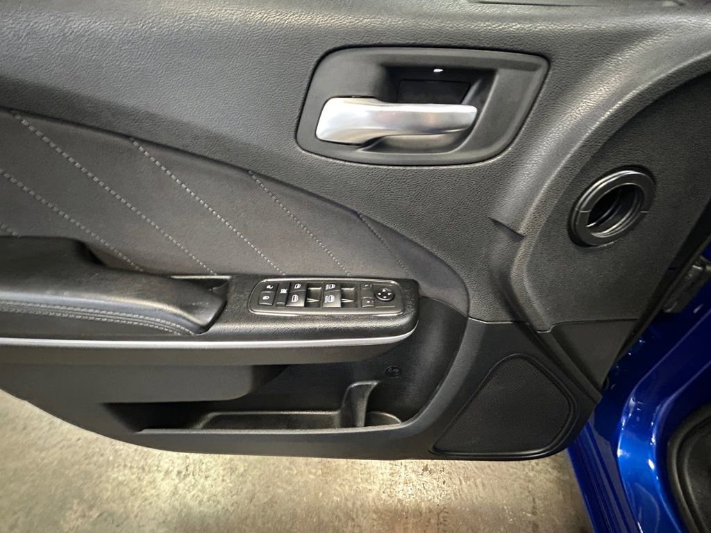 Used 2020 Dodge Charger SXT w/ Cold Weather Package RWD image 11