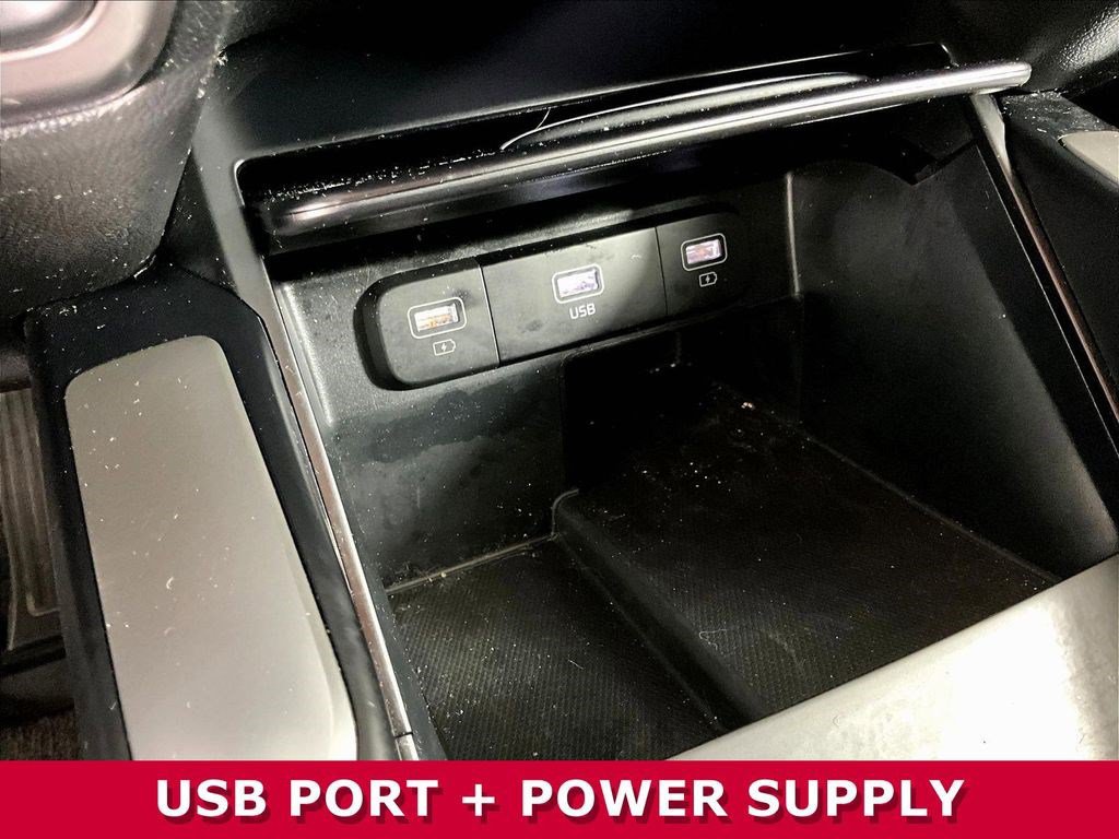 Used 2023 Kia Sorento LX FWD image 13