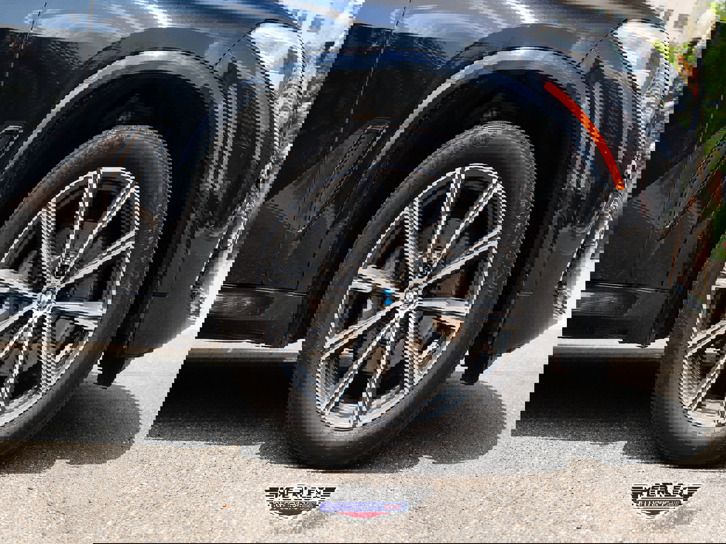 Used 2020 BMW X5 xDrive40i w/ M Sport Package image 10