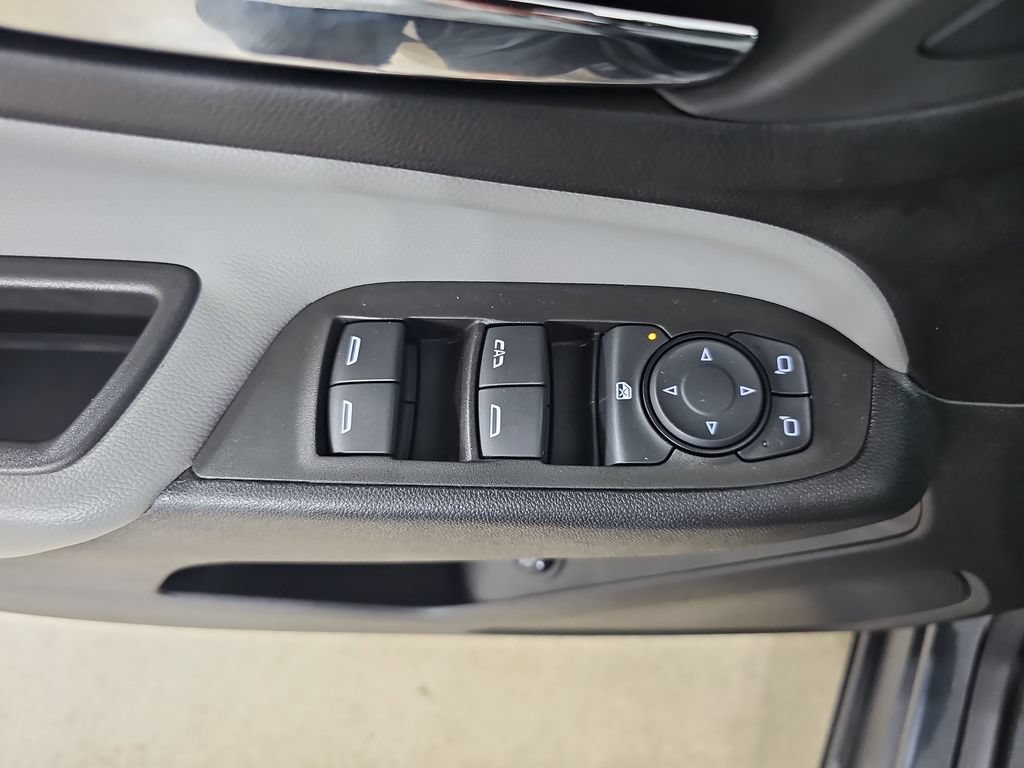 Certified 2023 Chevrolet Equinox LT FWD image 33