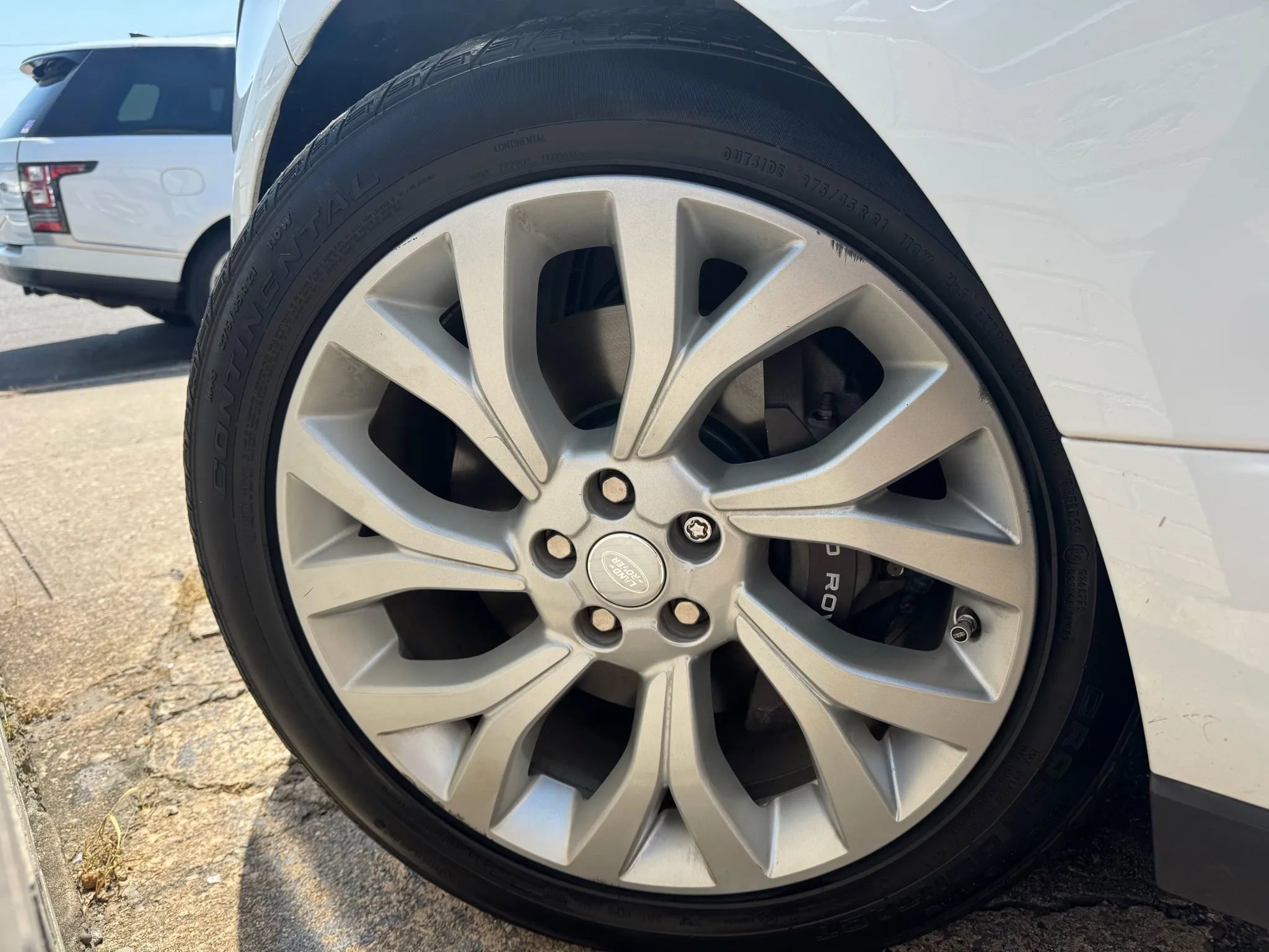 Used 2019 Land Rover Range Rover HSE image 27