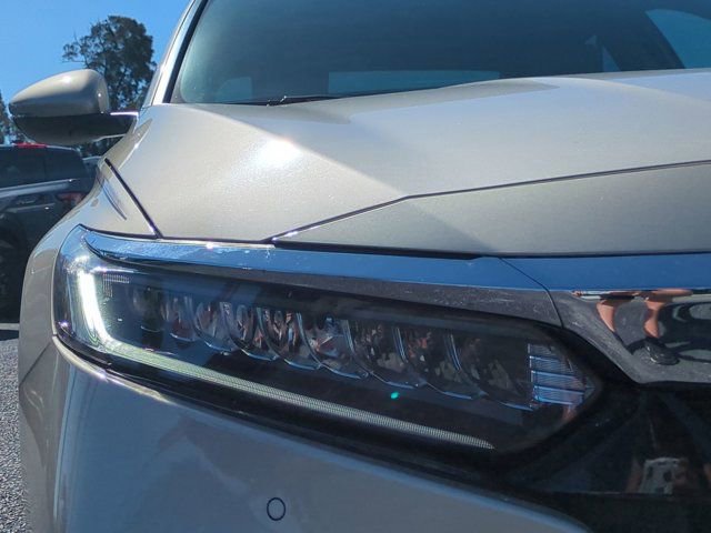 Used 2020 Honda Accord Touring image 11