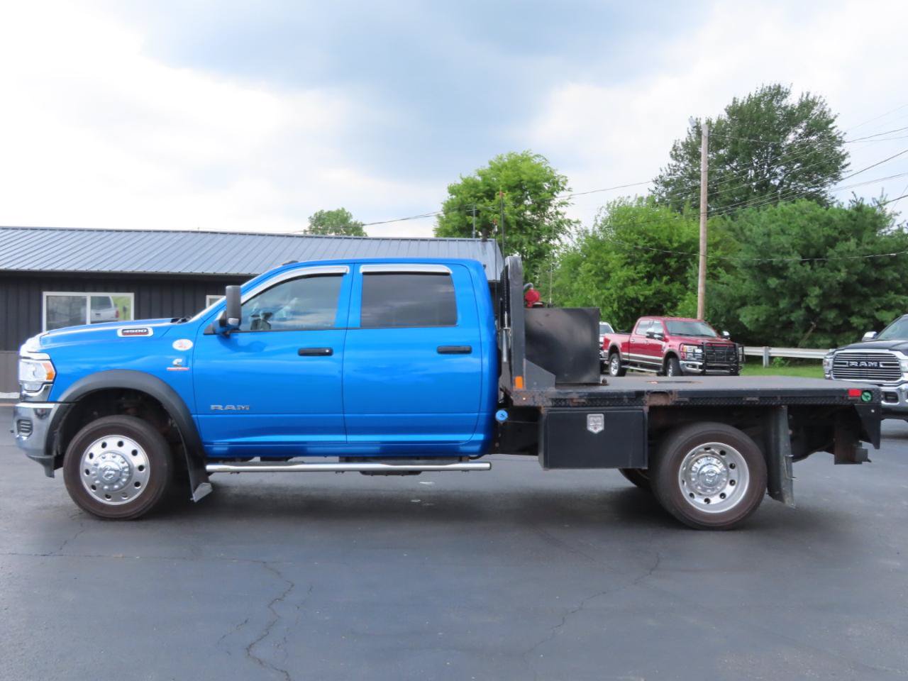 Used 2022 RAM 4500 Tradesman w/ Towing Technology Group AWD/4WD image 3
