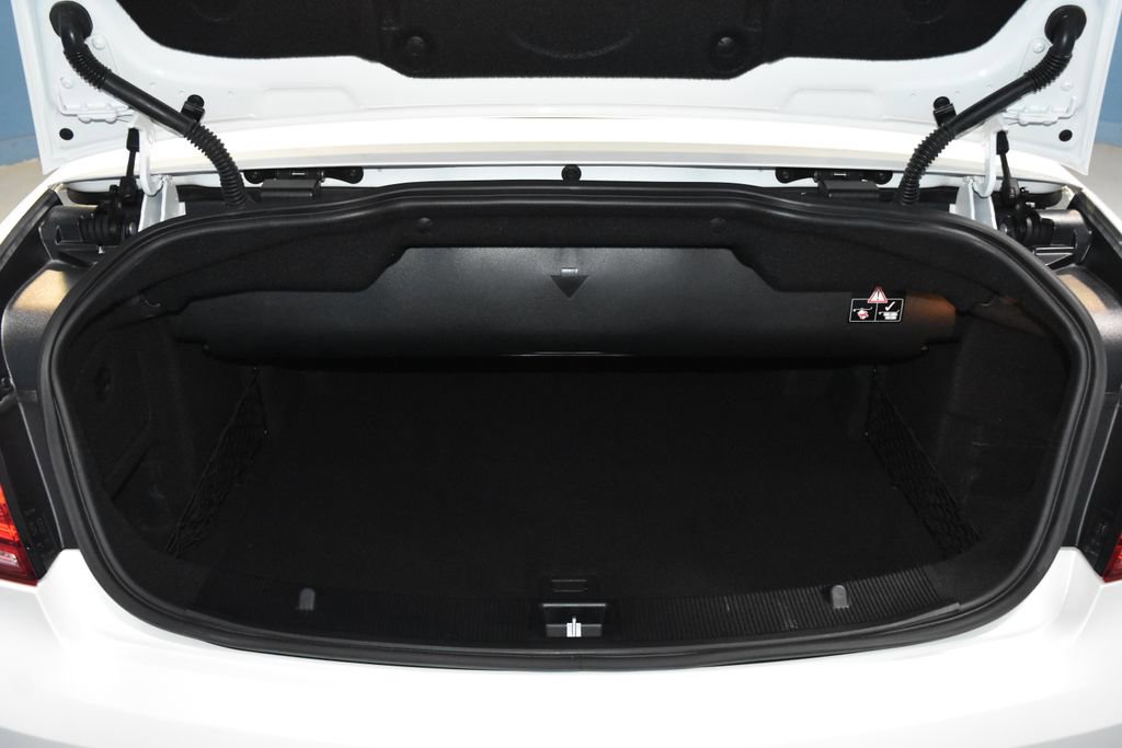 Used 2017 Mercedes-Benz E 400 Cabriolet image 28