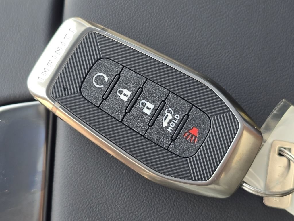 New 2026 INFINITI QX80 Autograph image 36