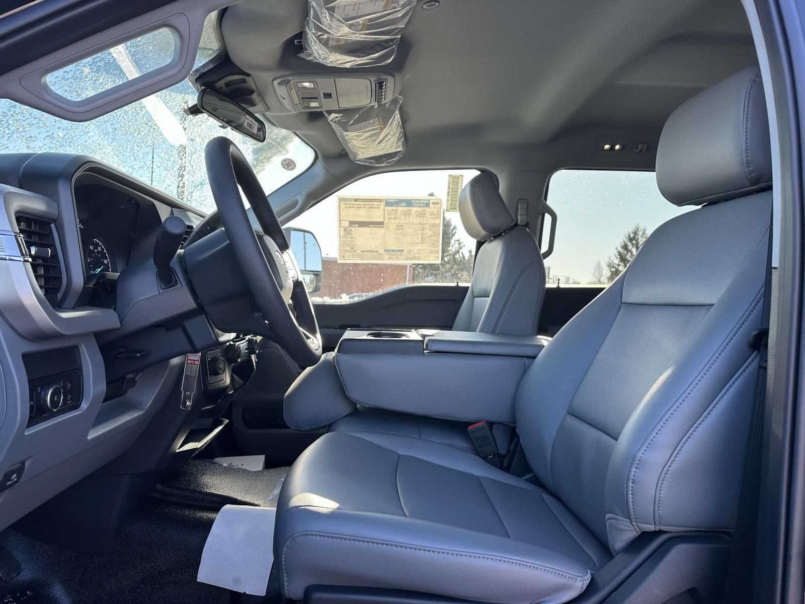 New 2025 Ford F550 4x4 Crew Cab Super Duty image 9