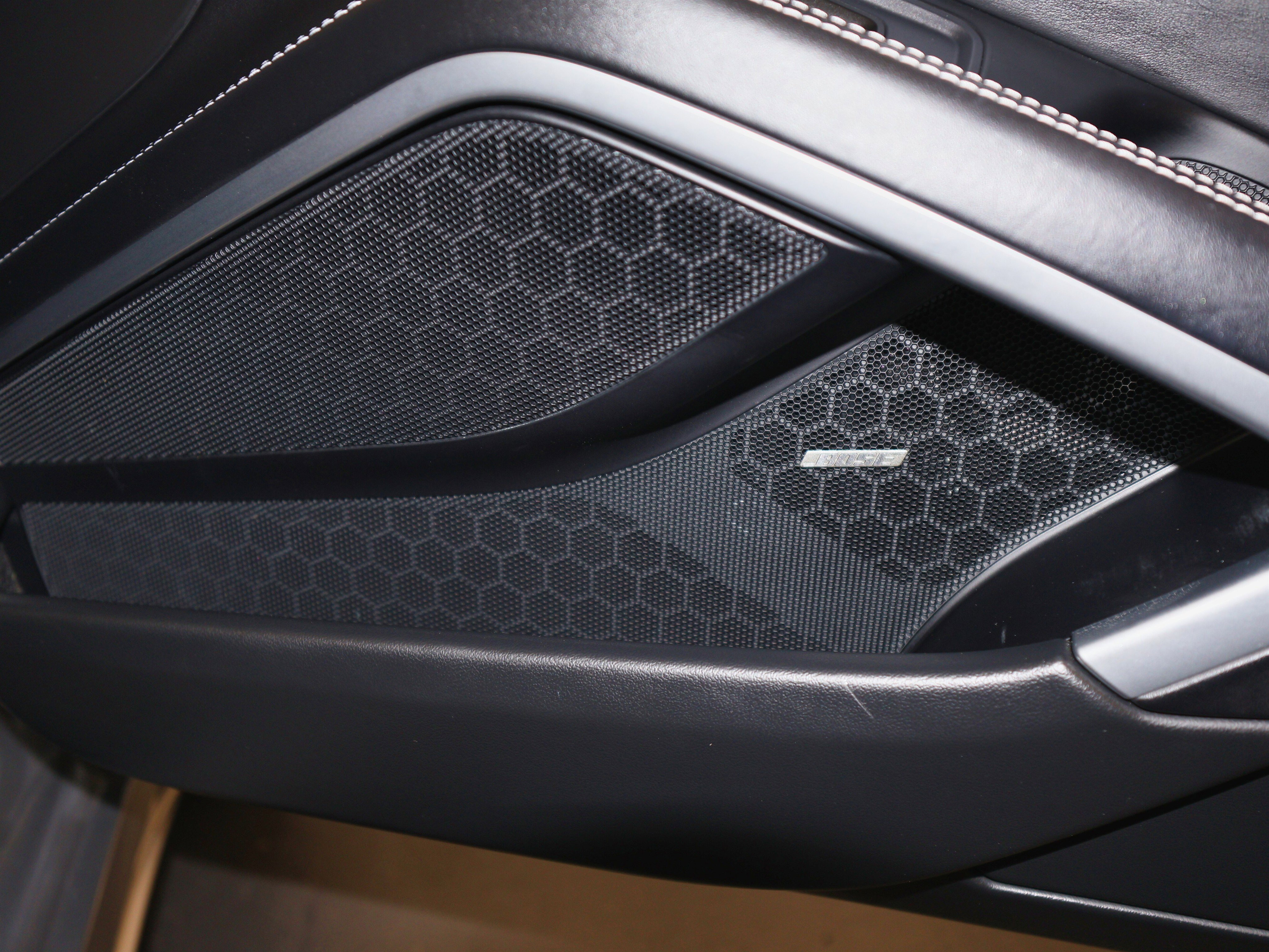 Used 2016 Porsche 911 Turbo image 49