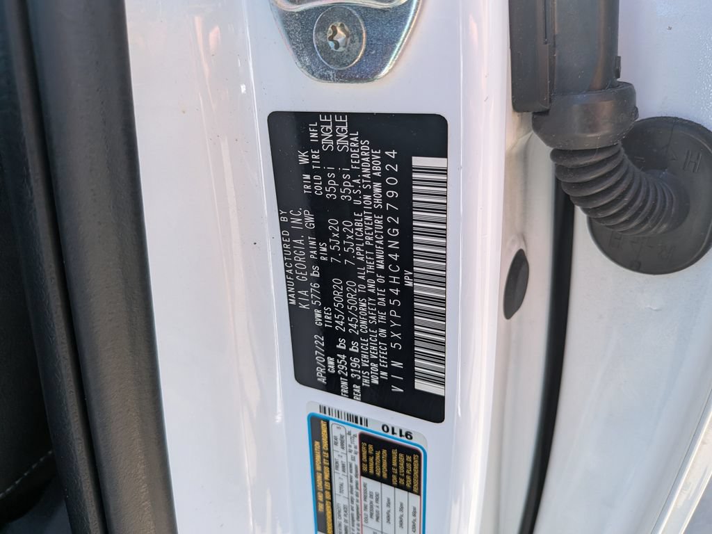 Certified 2022 Kia Telluride SX w/ Towing Package FWD image 41