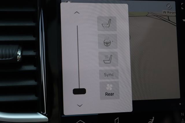 New 2026 Chrysler Pacifica Pinnacle AWD/4WD image 37