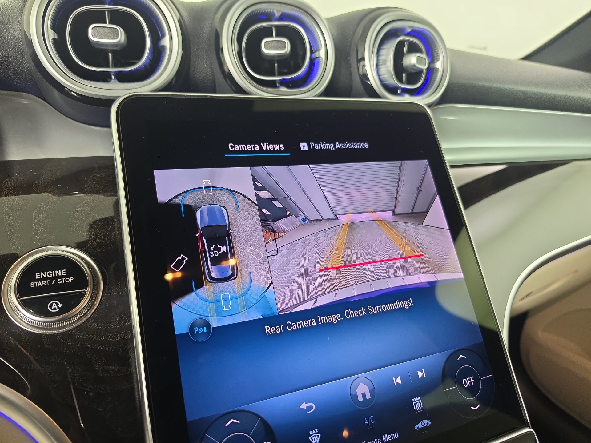 Used 2025 Mercedes-Benz GLC 300 image 26