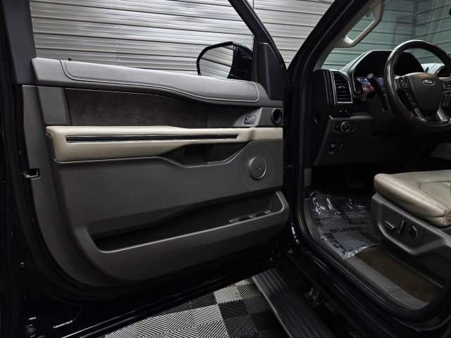 Used 2021 Ford Expedition Max Limited AWD/4WD image 37