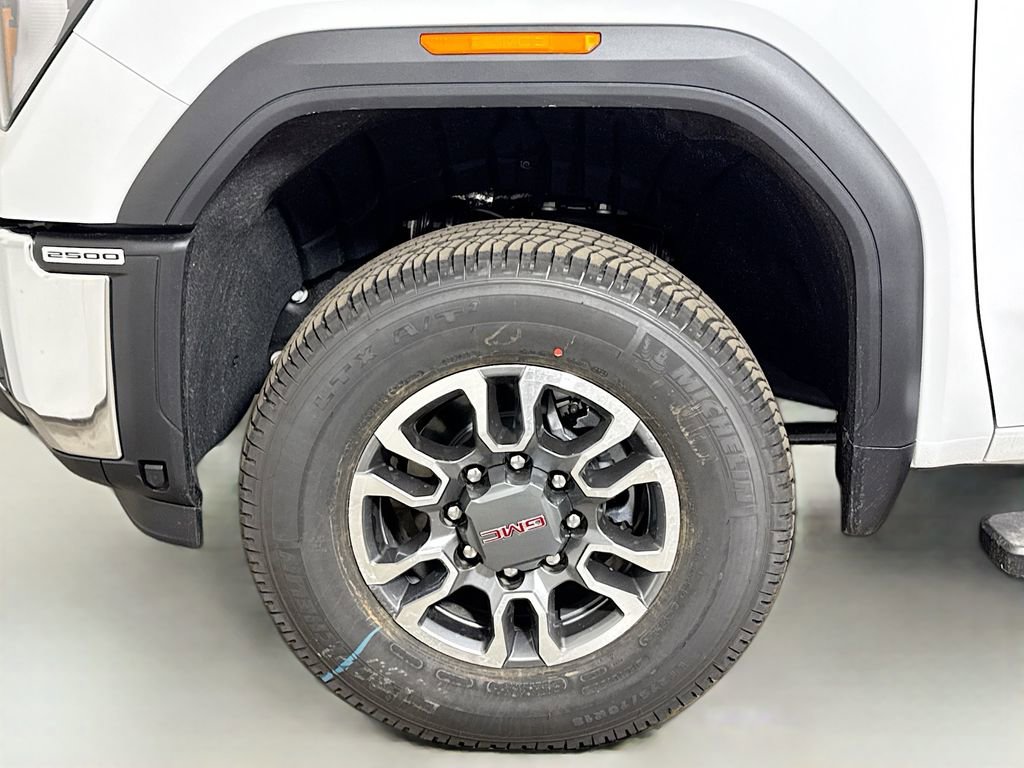 New 2026 GMC Sierra 2500 SLE w/ SLE Value Package; image 19