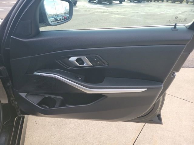 Used 2026 BMW 330i xDrive Sedan image 24