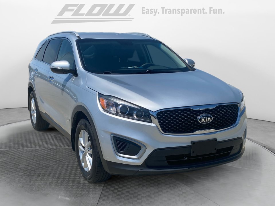 Used 2018 Kia Sorento FWD image 1