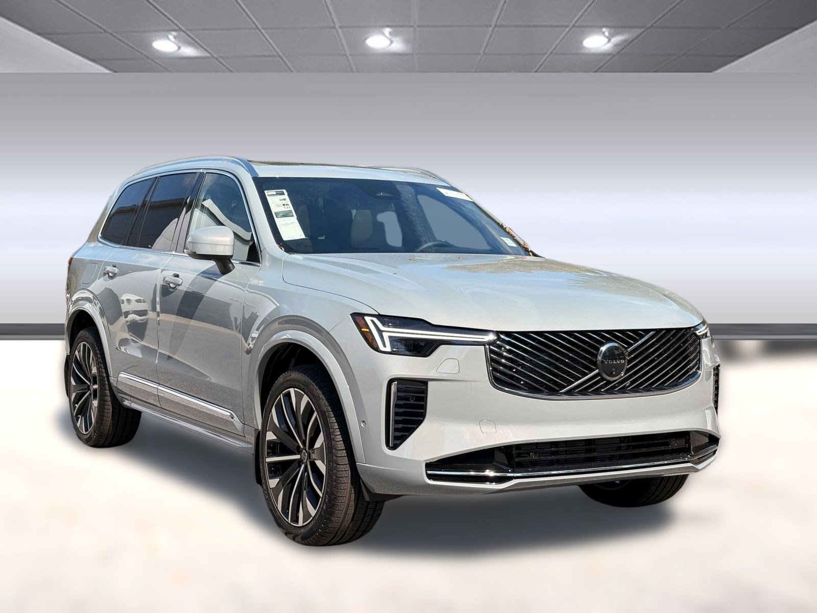 New 2026 Volvo XC90 B6 Plus w/ Protection Package image 7