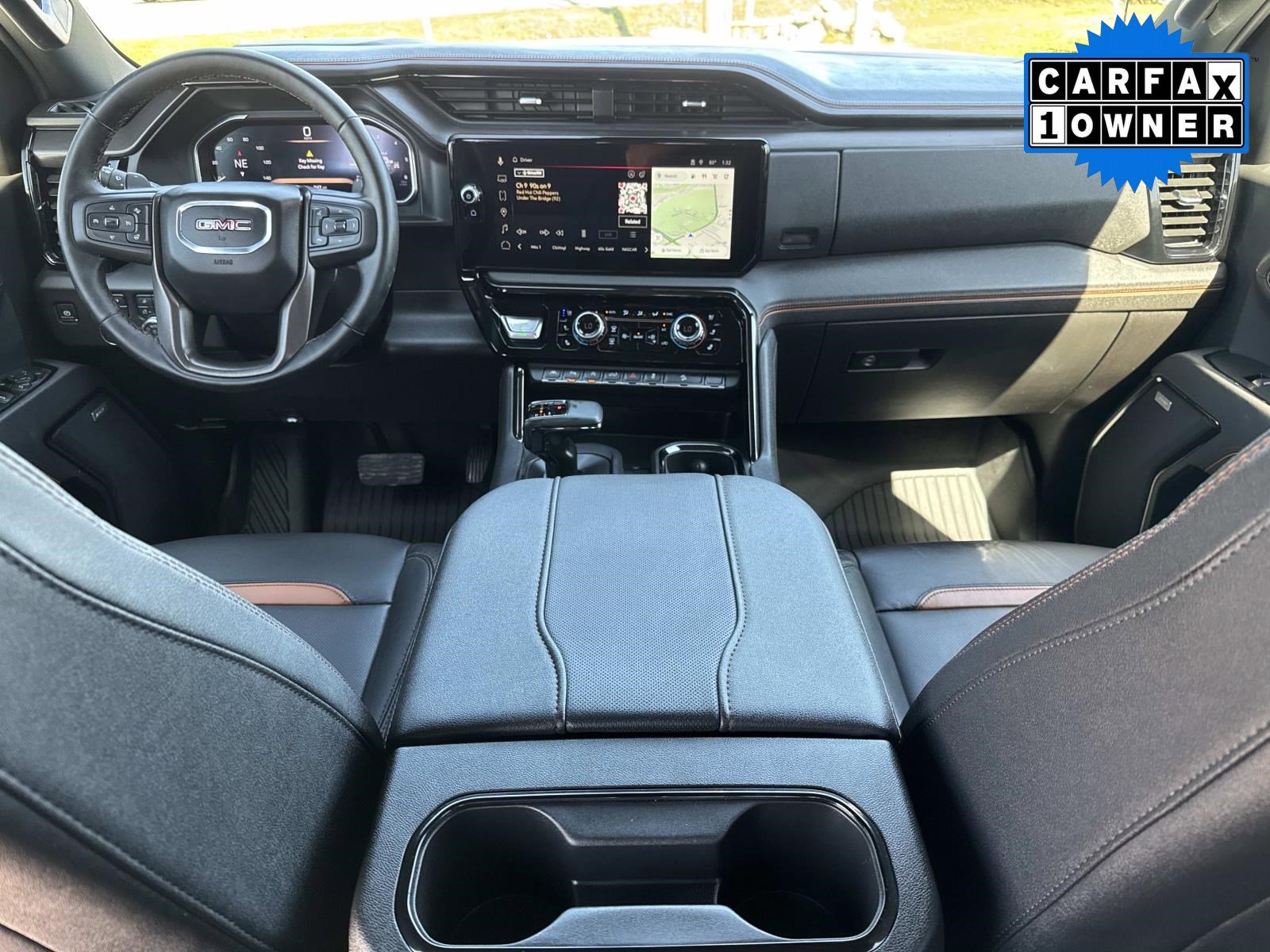 Used 2026 GMC Sierra 1500 AT4 w/ Technology Package image 19