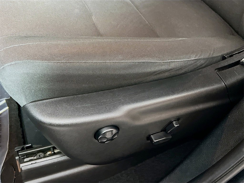 Used 2023 Dodge Durango GT image 18