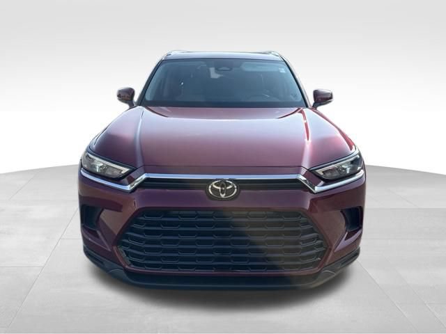 Used 2026 Toyota Grand Highlander XLE FWD image 8