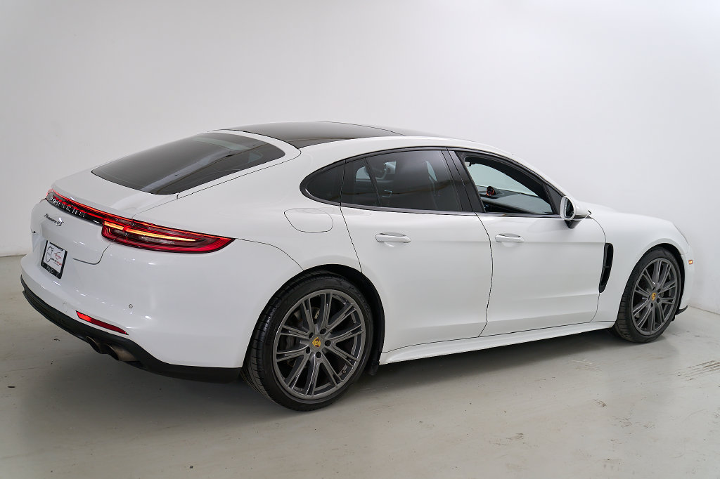 Used 2018 Porsche Panamera 4S AWD/4WD image 9