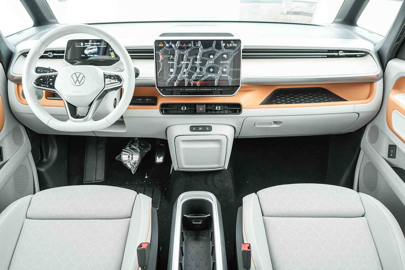 New 2025 Volkswagen ID. Buzz 1st Edition AWD/4WD image 28