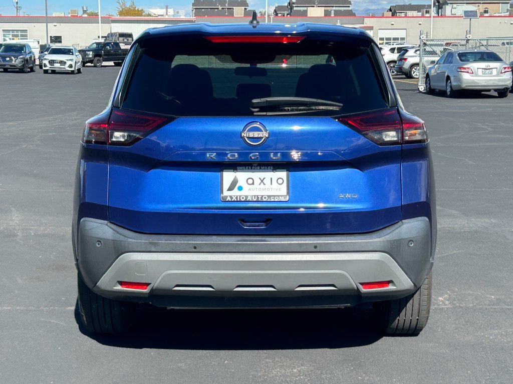 Used 2023 Nissan Rogue S AWD/4WD image 4