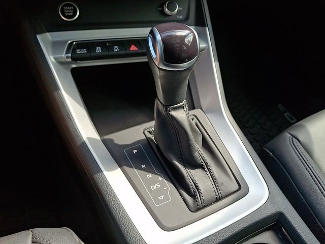 Certified 2023 Audi Q3 2.0T Premium w/ Convenience Package AWD/4WD image 15