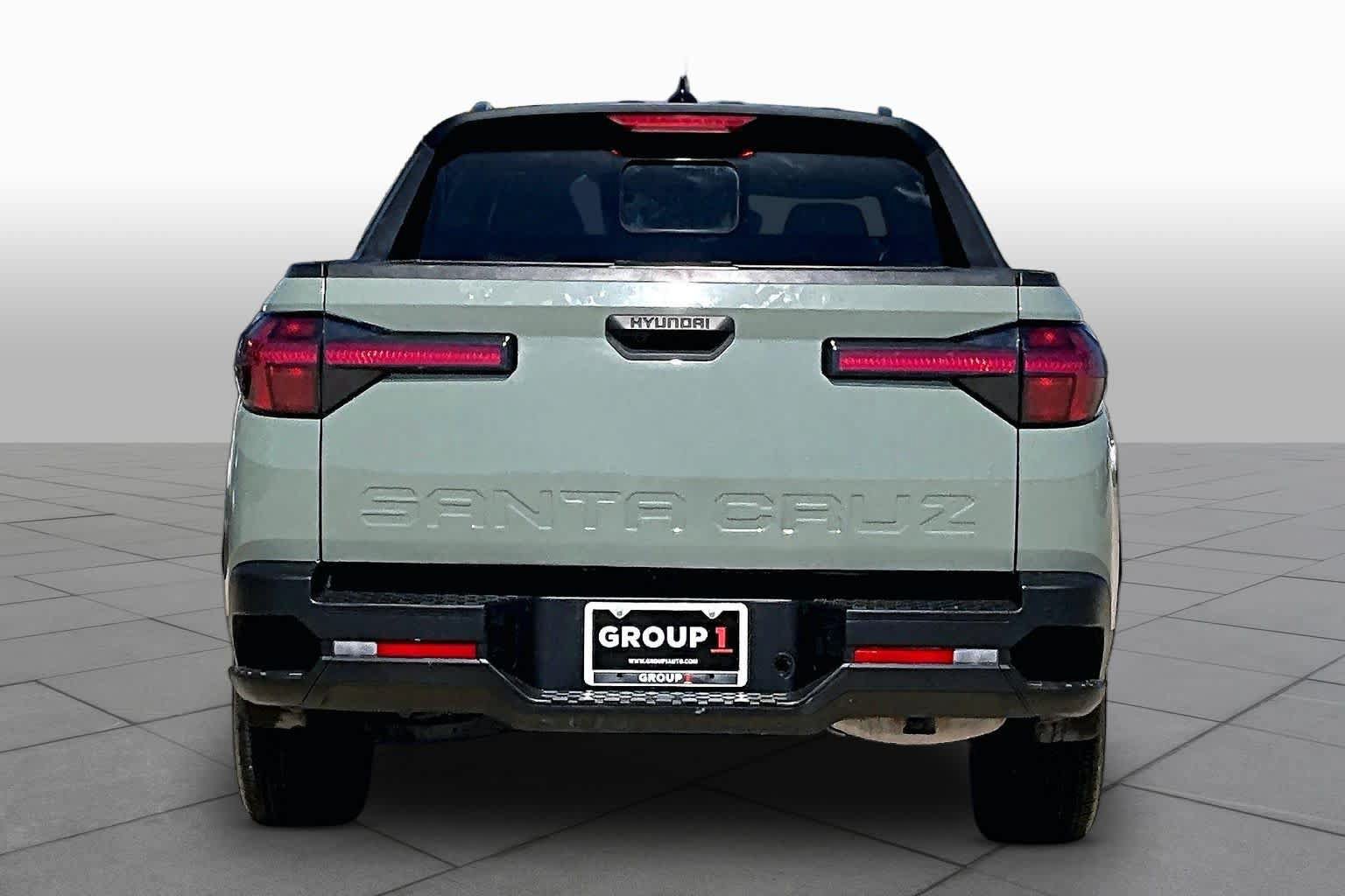 Used 2024 Hyundai Santa Cruz SEL w/ Activity Package FWD image 5